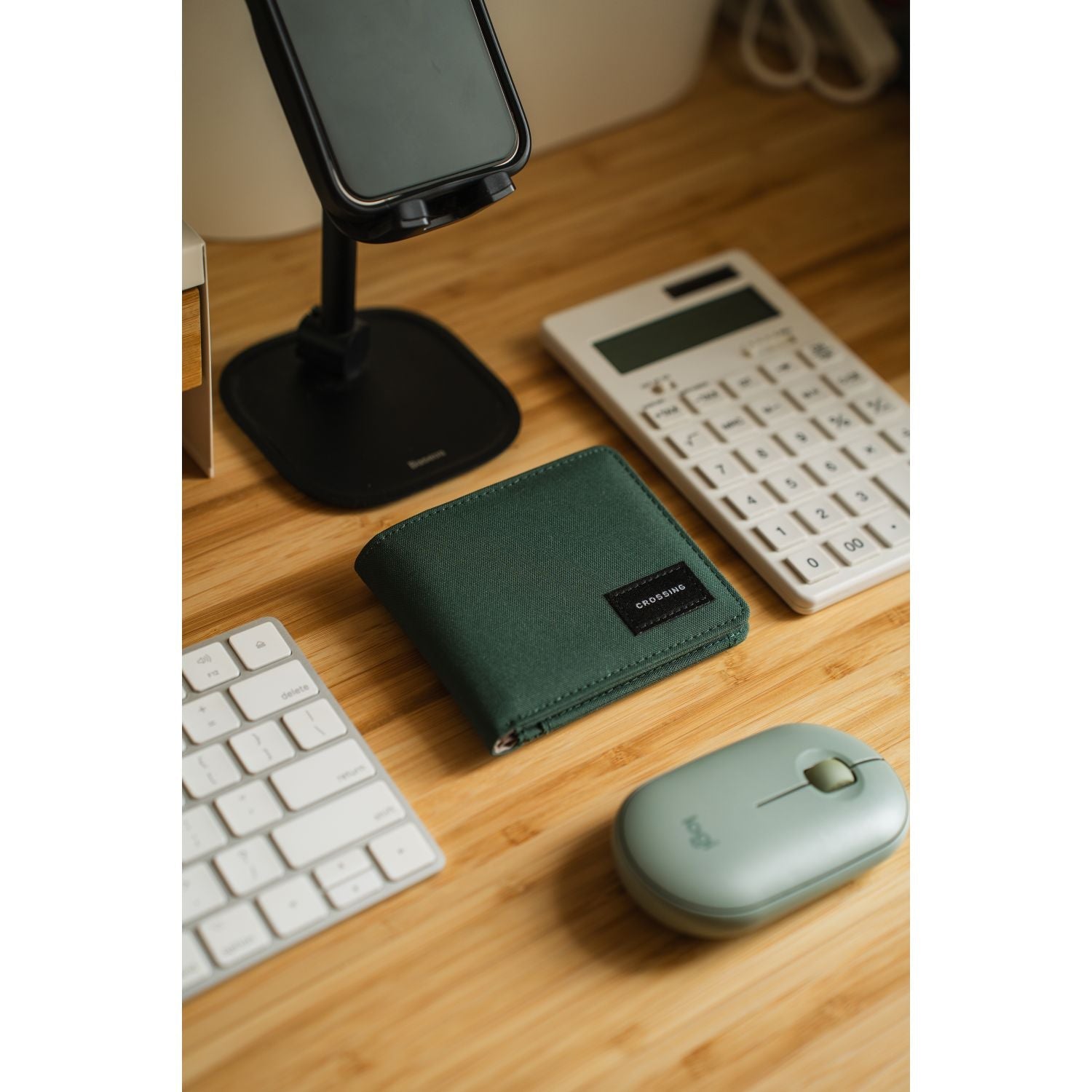 Crossing Bifold Wallet with Coin Pocket & Card Flap RFID - Green