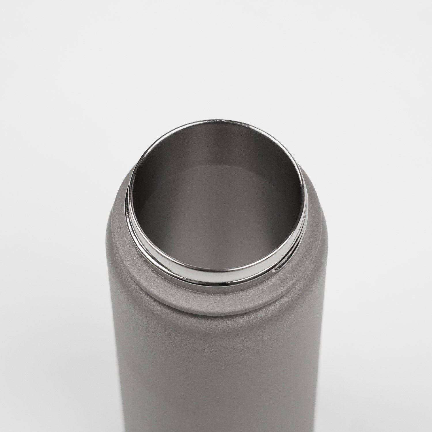 Crossing Urban Insulated S/S Bottle W Handle 950ml - Latte