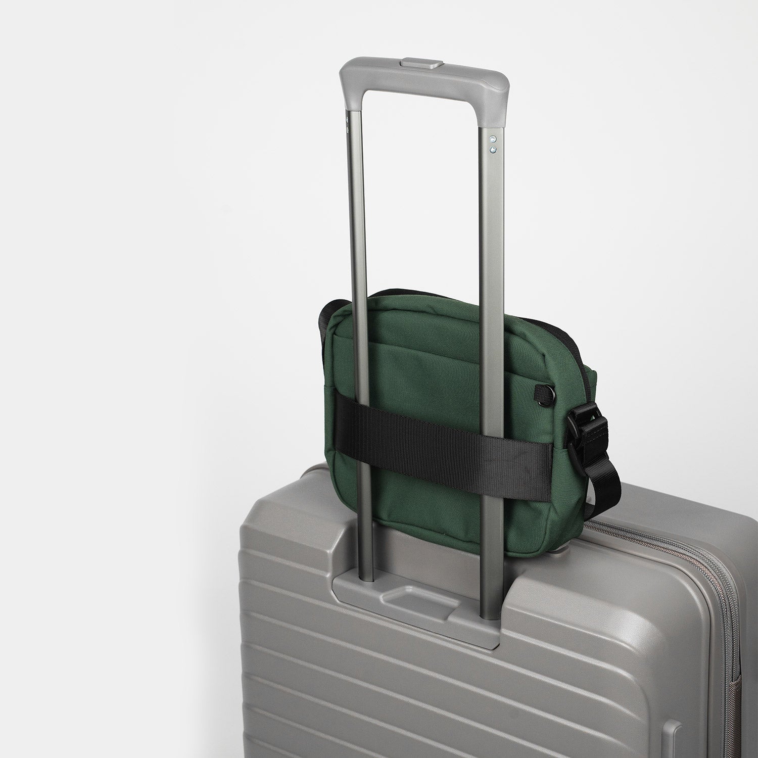 Crossing Jet Set Anti-Theft Multi-Sling with RFID - Green