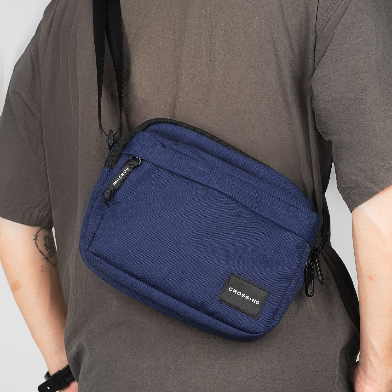Crossing Jet Set Anti-Theft Multi-Sling with RFID - Navy