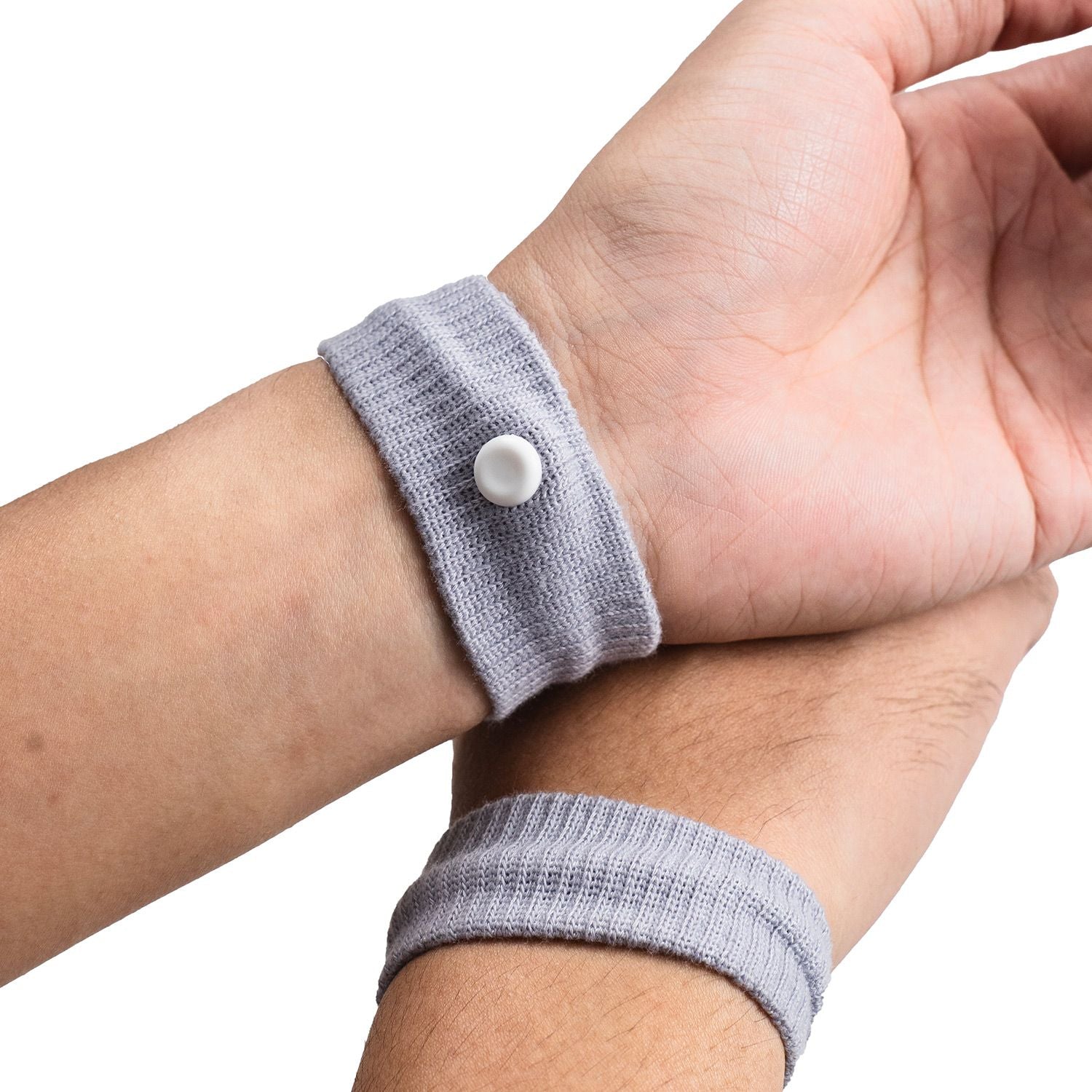 Crossing Motion Sickness Relief Wristband (1 Pair) - Grey