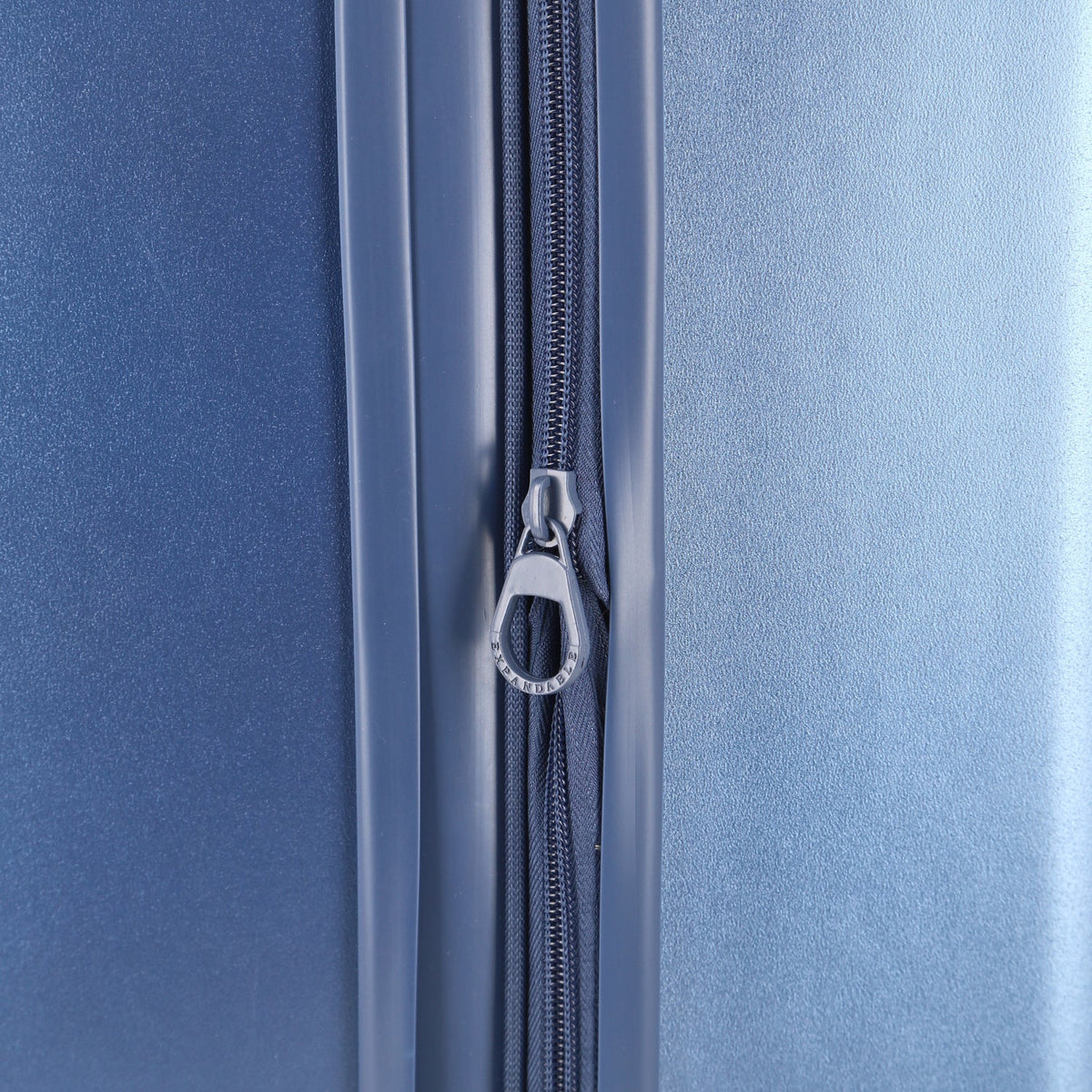 Crossing Miles Polycarbonate Expandable 24" Medium Luggage Spinner - Sage Green