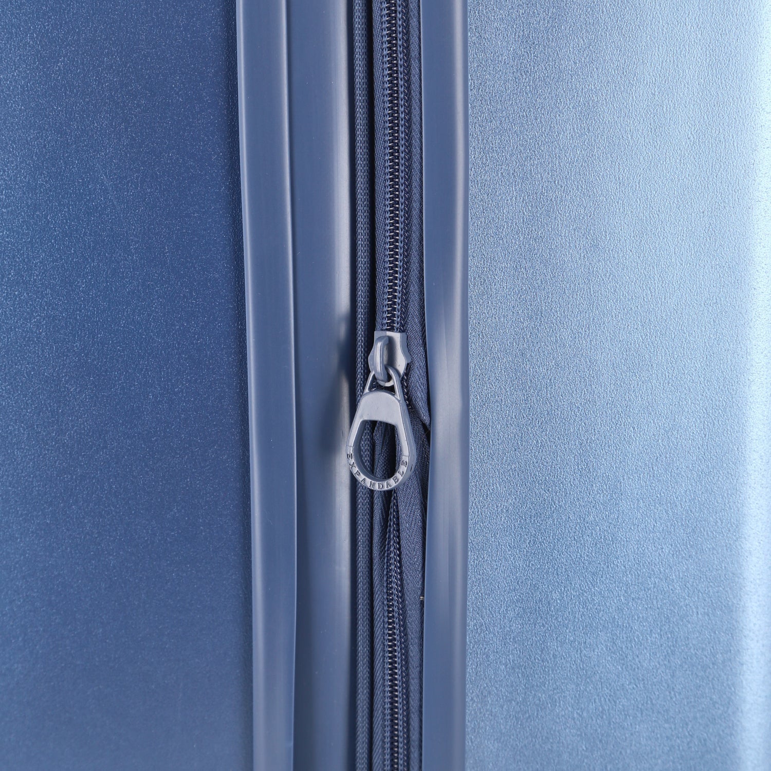 Crossing Miles Polycarbonate Expandable 24" Medium Luggage Spinner - Sage Green