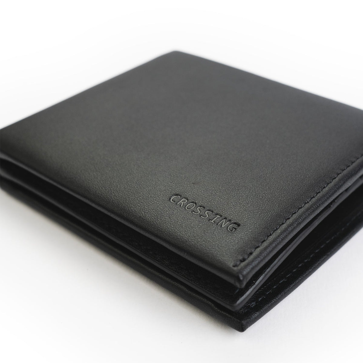Crossing Sydney Bi-Fold Leather Wallet With Flap And Coin Pouch - Black