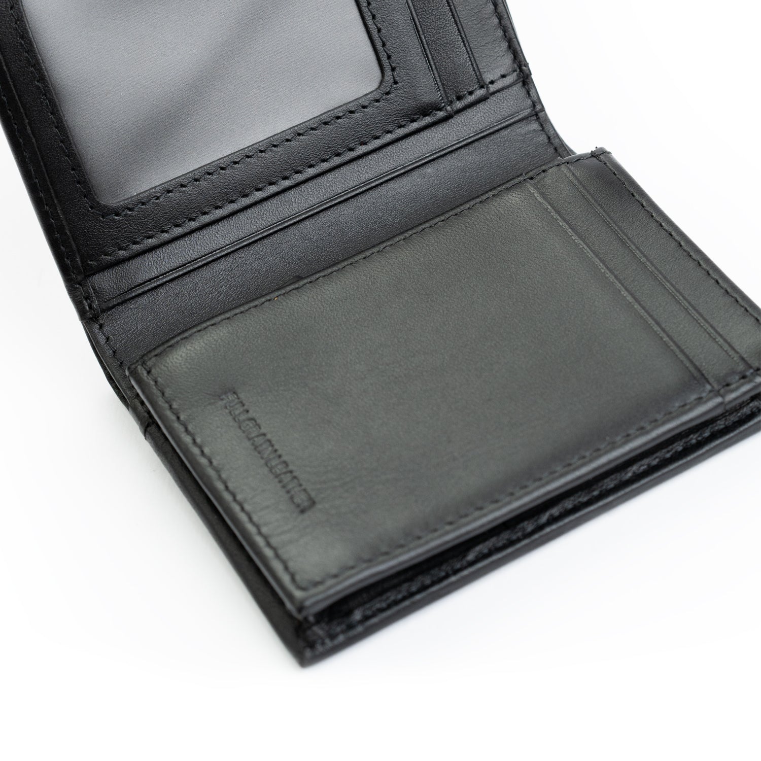 Crossing Sydney Short Leather Wallet With Coin Pouch - Black