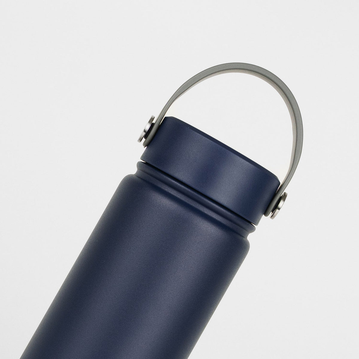 Crossing Urban Insulated S/S Bottle W Handle 540ml - Ink Blue