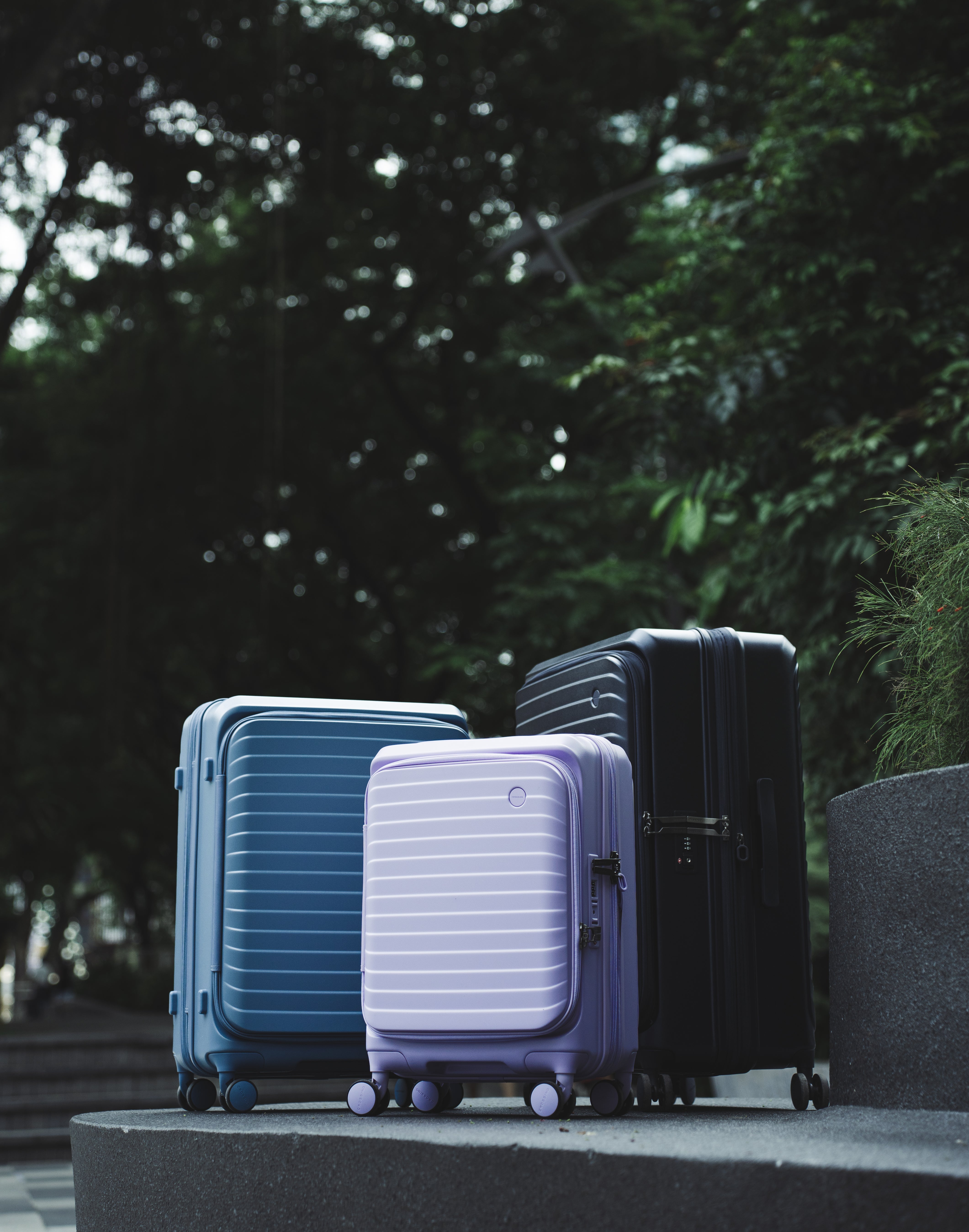 CROSSING INVI 25" Medium Expandable Luggage With Front & Middle Access V3 - Squash