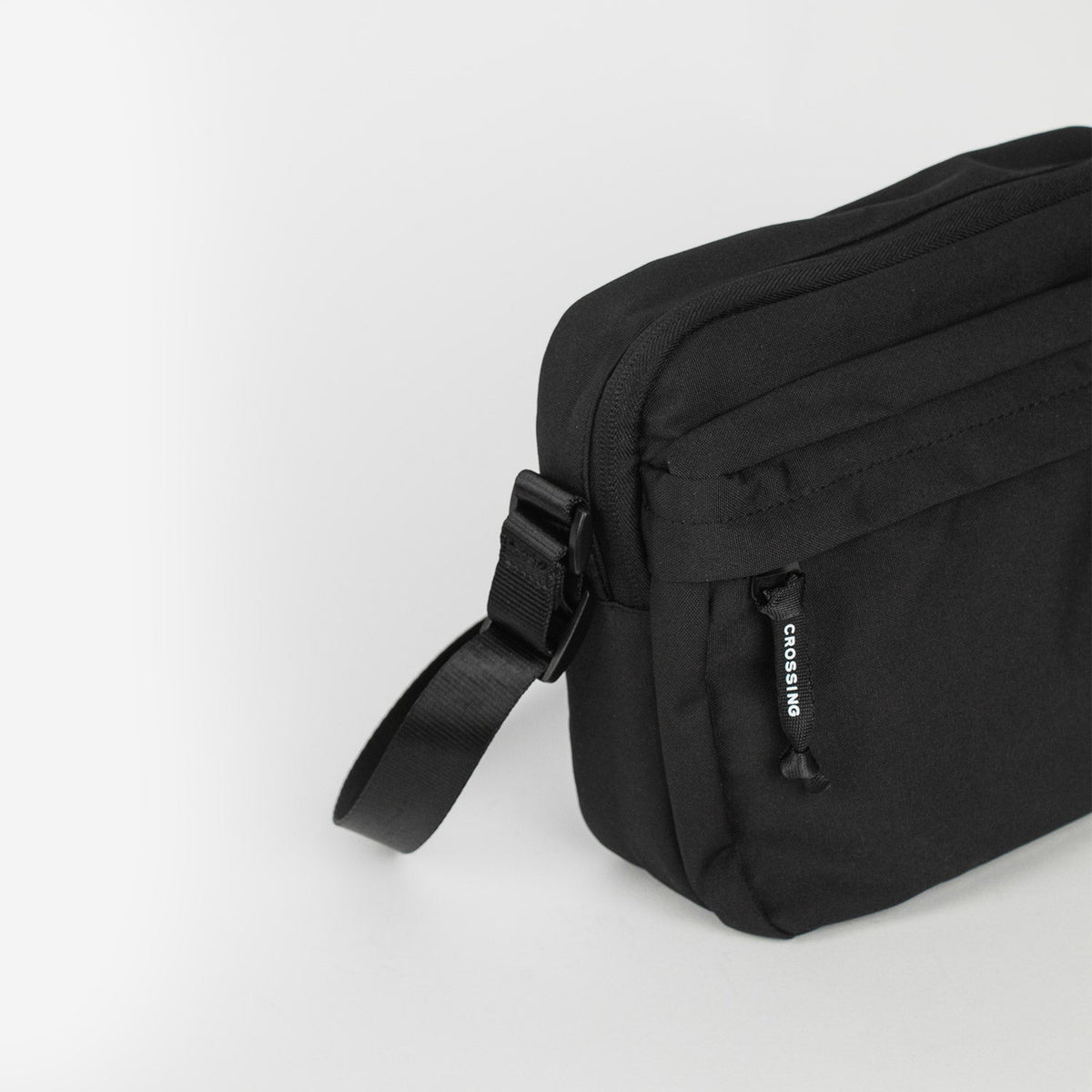 Crossing Jet Set Anti-Theft Multi-Sling with RFID - Black