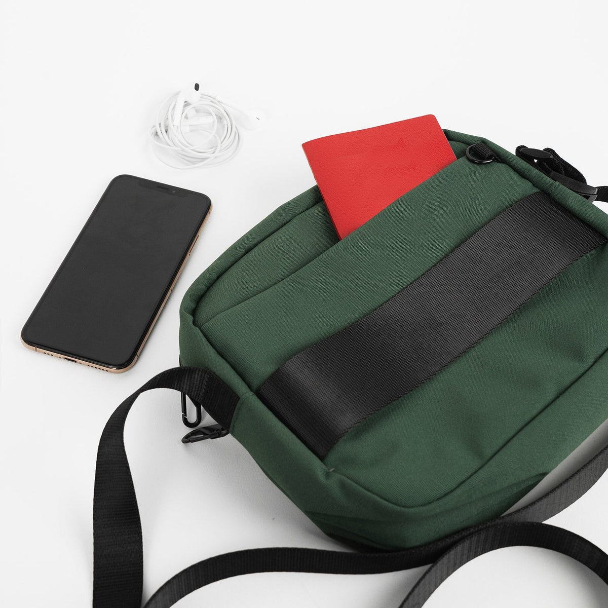 Crossing Jet Set Anti-Theft Multi-Sling with RFID - Green