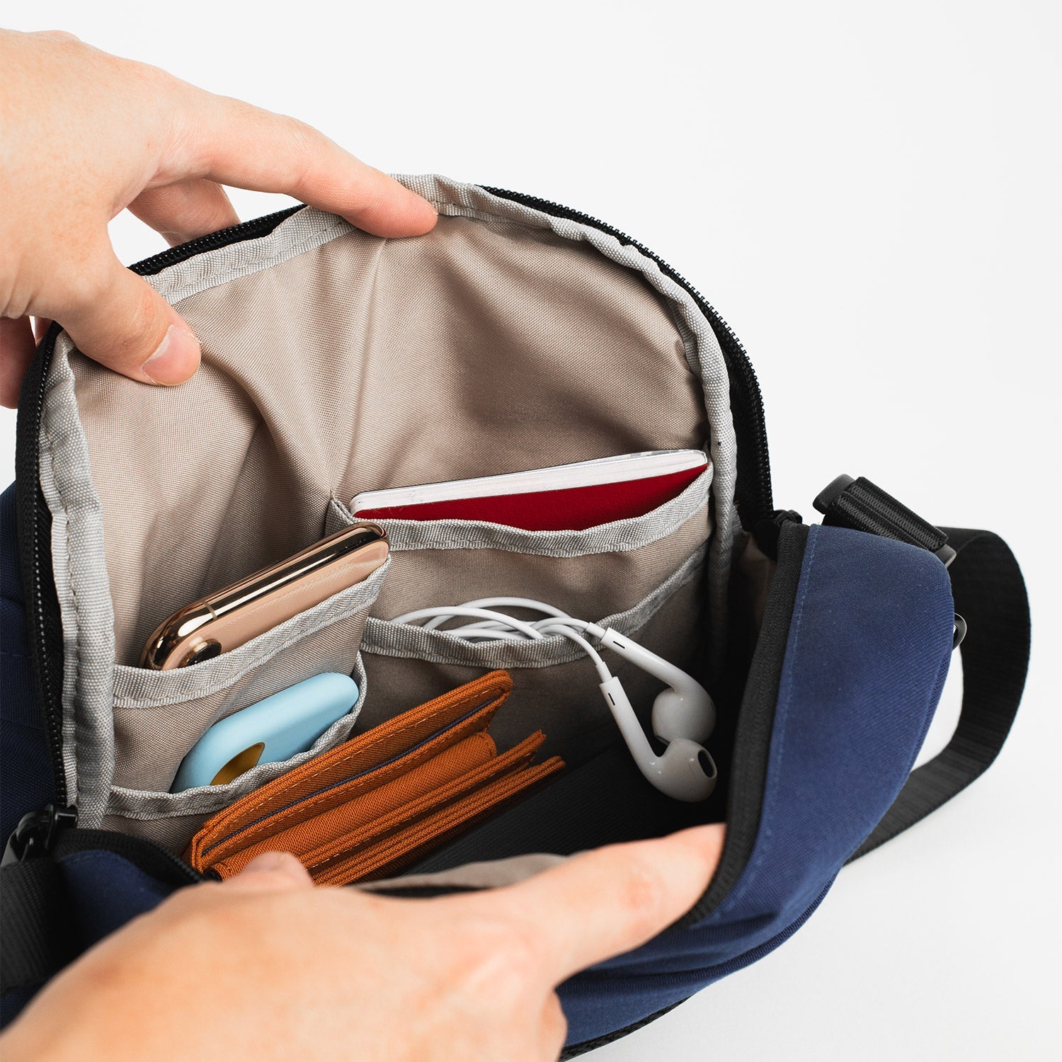 Crossing Jet Set Anti-Theft Multi-Sling with RFID - Navy