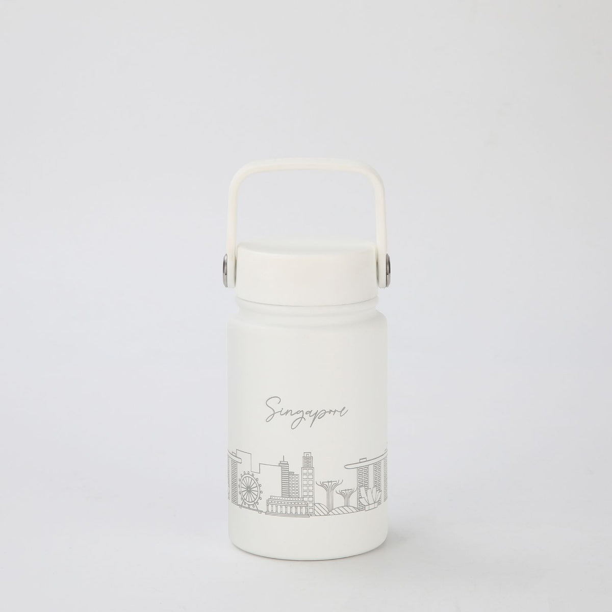Crossing Urban Ceramic S/S Insulated Flat Cap Bottle With Handle 400ML - Skyline Singapore (Frost White)