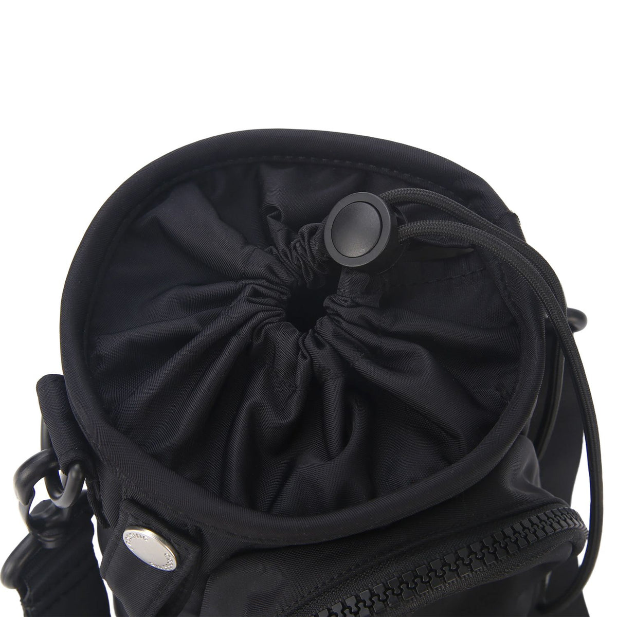 Crossing Water Bottle Crossbody Bag With Front Pocket 2L V2 - Black
