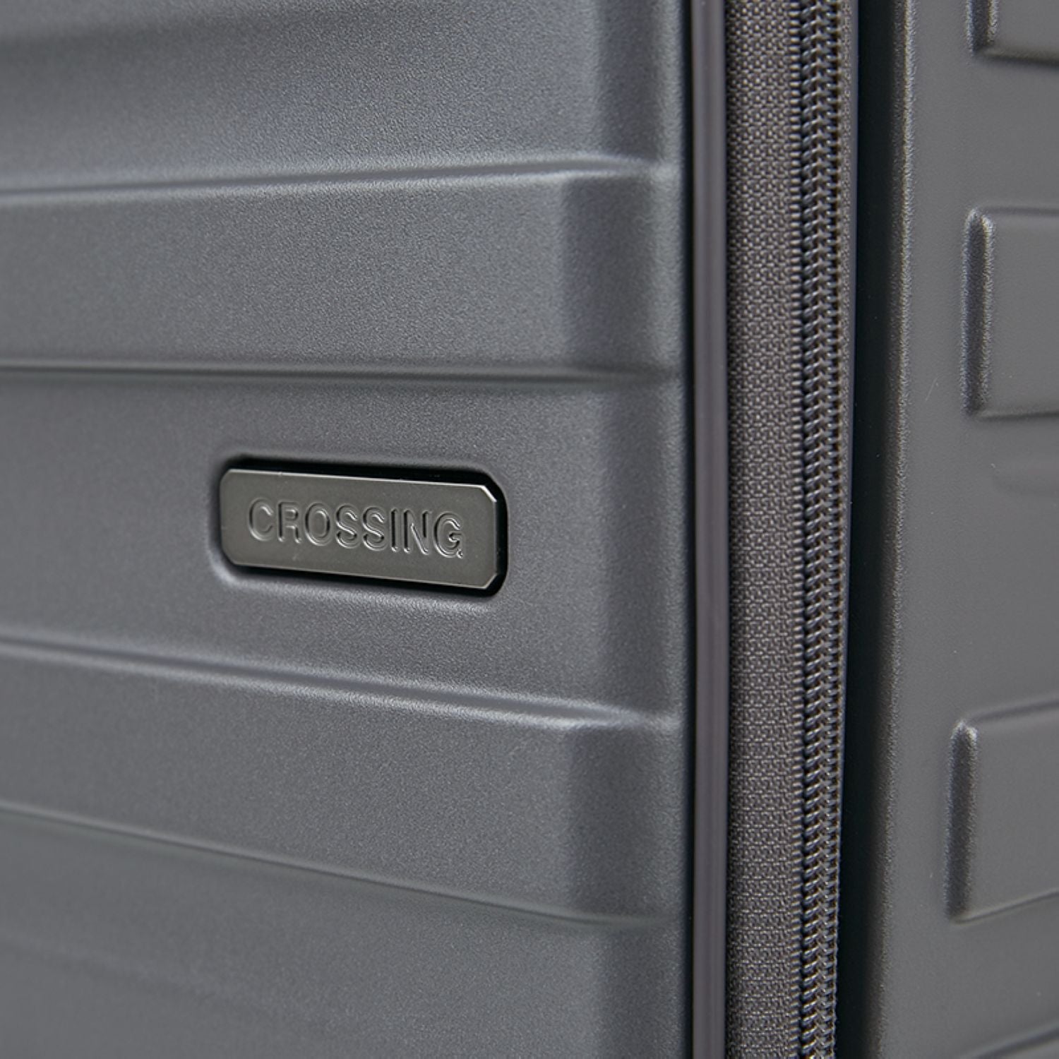 Crossing-Groov-Pc-Trunk-28-Large-Luggage-Dark-Grey-10_e6ff8390-c498-4369-af54-a88cb2b3fcbe.jpg